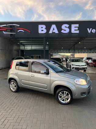 FIAT UNO 1.0 EVO VIVACE 8V FLEX 4P MANUAL FIAT UNO 1.0 EVO VIVACE 8V FLEX 4P MANUAL